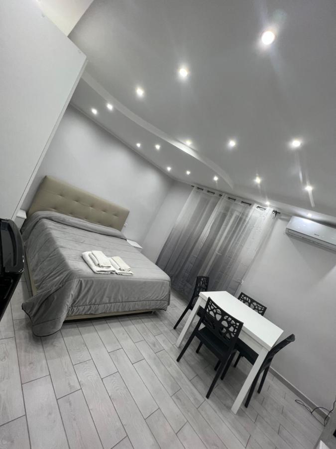 Smart'S House Deluxe Quartieri Spagnoli Nápoles Exterior foto